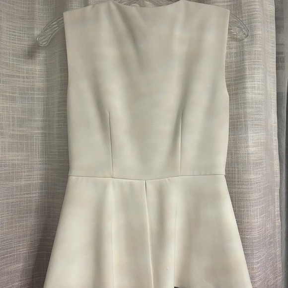 BCBGMaxazria ABRIELLE SLEEVELESS PEPLUM TOP - Picture 6 of 9